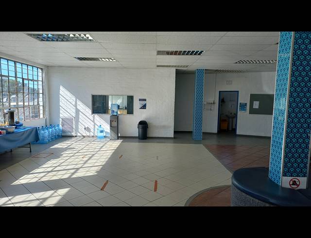 1,100M² BUILDING TO LET IN WESTMEAD